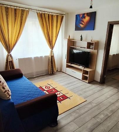 Central City Bacau Bagian luar foto