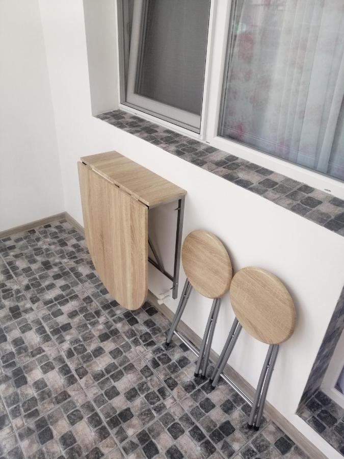 Central City Apartment Bacau Bagian luar foto