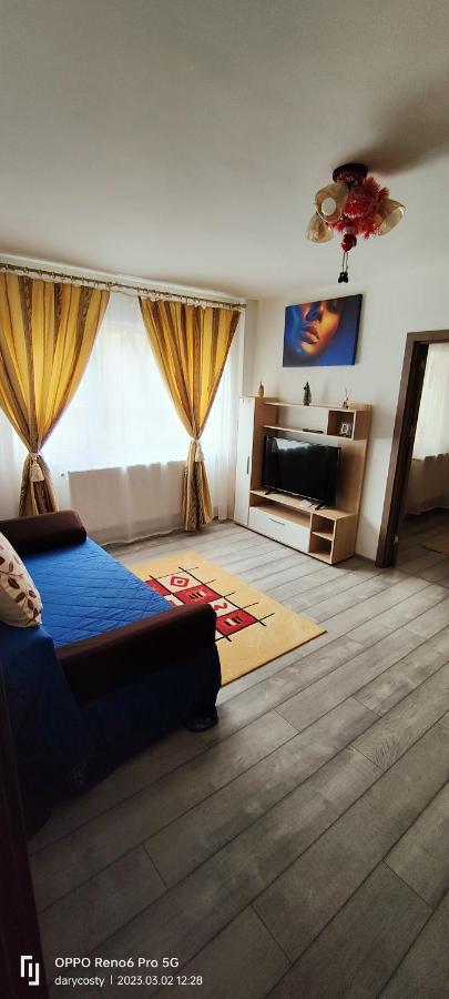 Central City Apartment Bacau Bagian luar foto