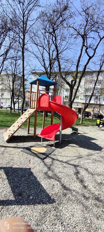 Central City Bacau Bagian luar foto